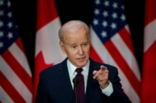 Tổng thống Joe Biden nói trong cuộc họp báo chung với Thủ tướng Canada Justin Trudeau tại Tòa nhà Sir John A. Macdonald ở Ottawa, Canada, hôm 24/03/2023. (Ảnh: Andrej Ivanov/AFP/Getty Images)