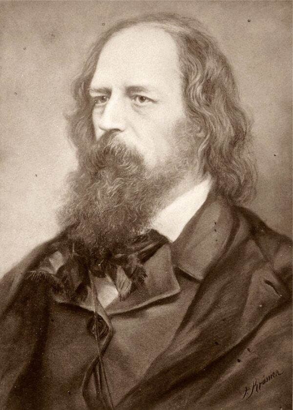 Bài thơ của Tennyson cho thấy khi đức hạnh bị đẩy đến cực đoan thì có thể trở thành thói xấu như thế nào. Bức chân dung của thi hào Alfred Tennyson, khoảng năm 1850, do họa sĩ P. Krämer vẽ. (Ảnh: Tài liệu công cộng)